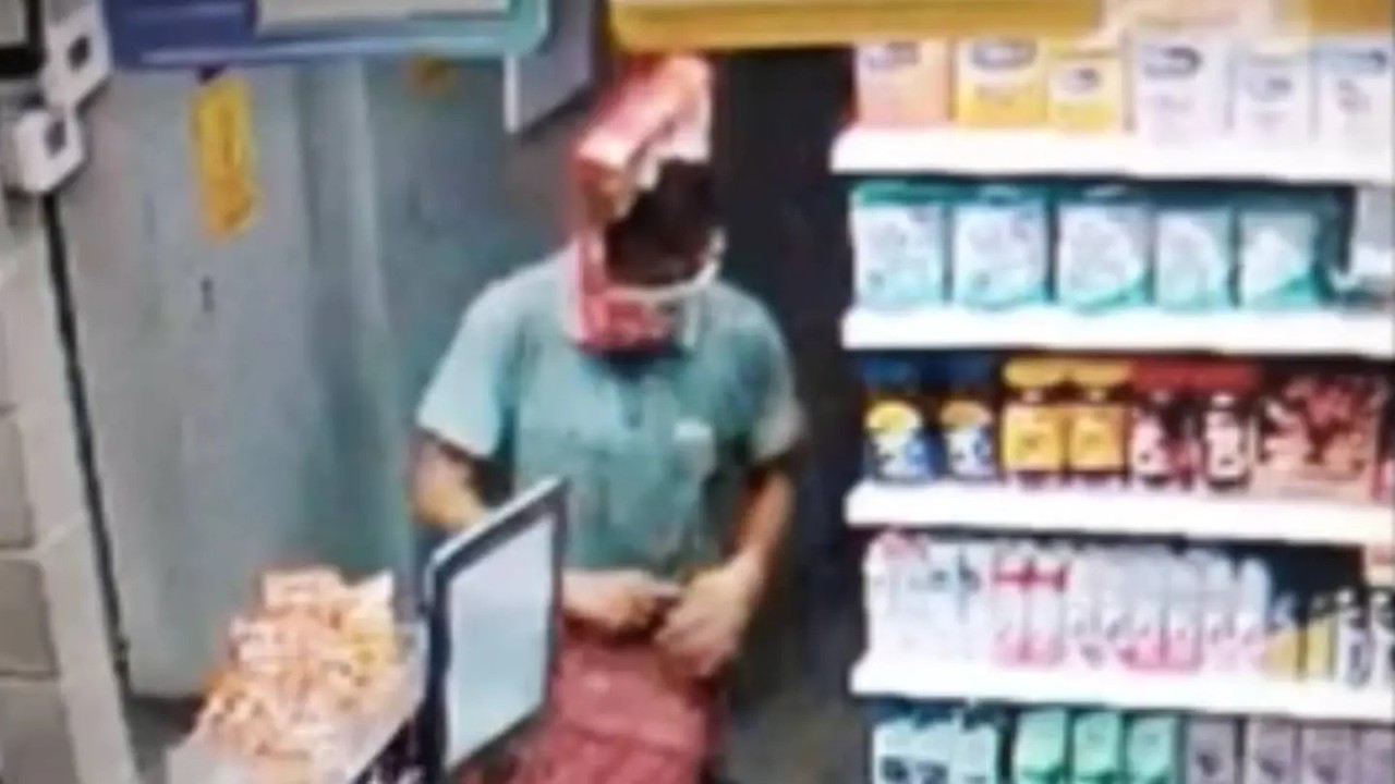 Hombre Usaba Una Caja de Cereal para Asaltar Negocios de Guadalupe, NL; Es Detenido