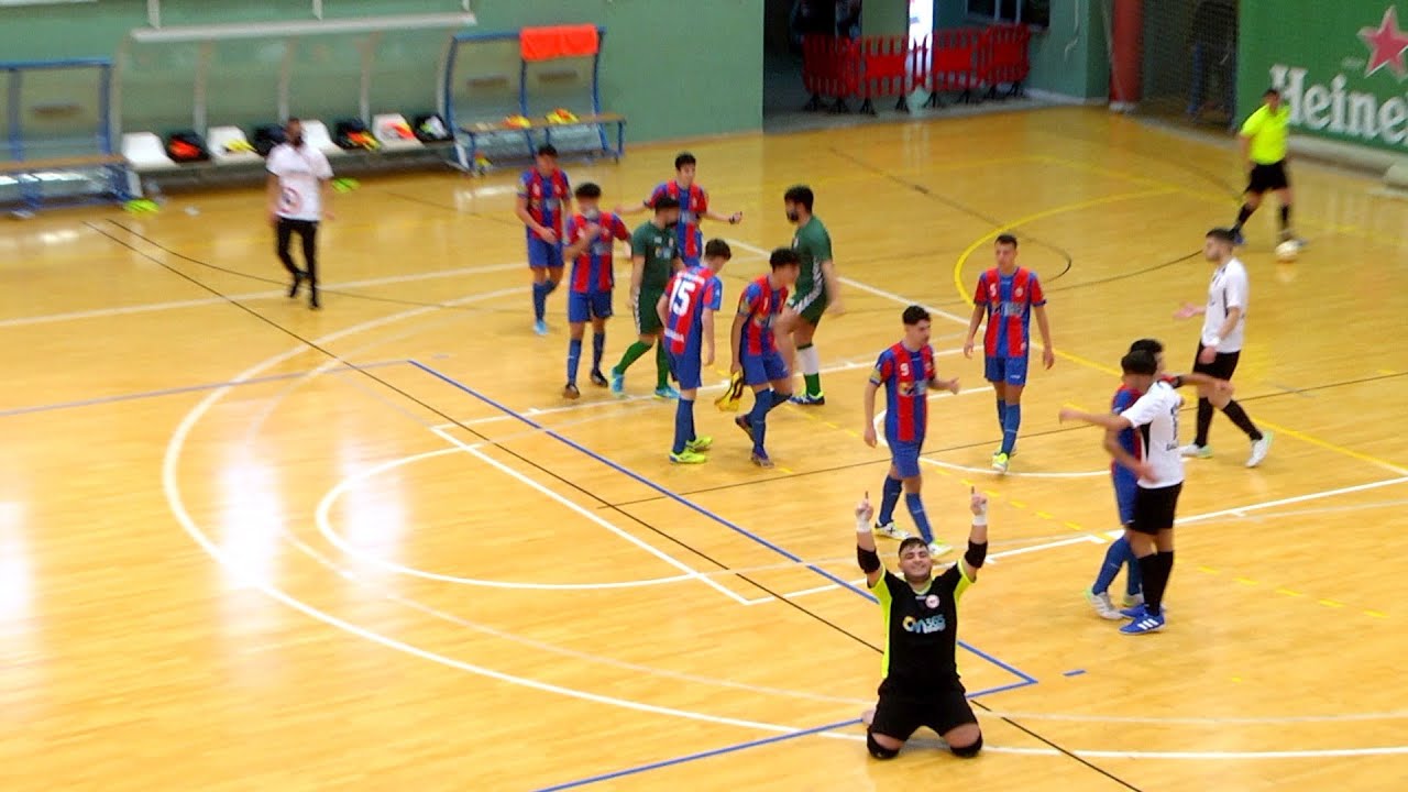 Victoria del Puerto por 1-3 en un derbi muy intenso