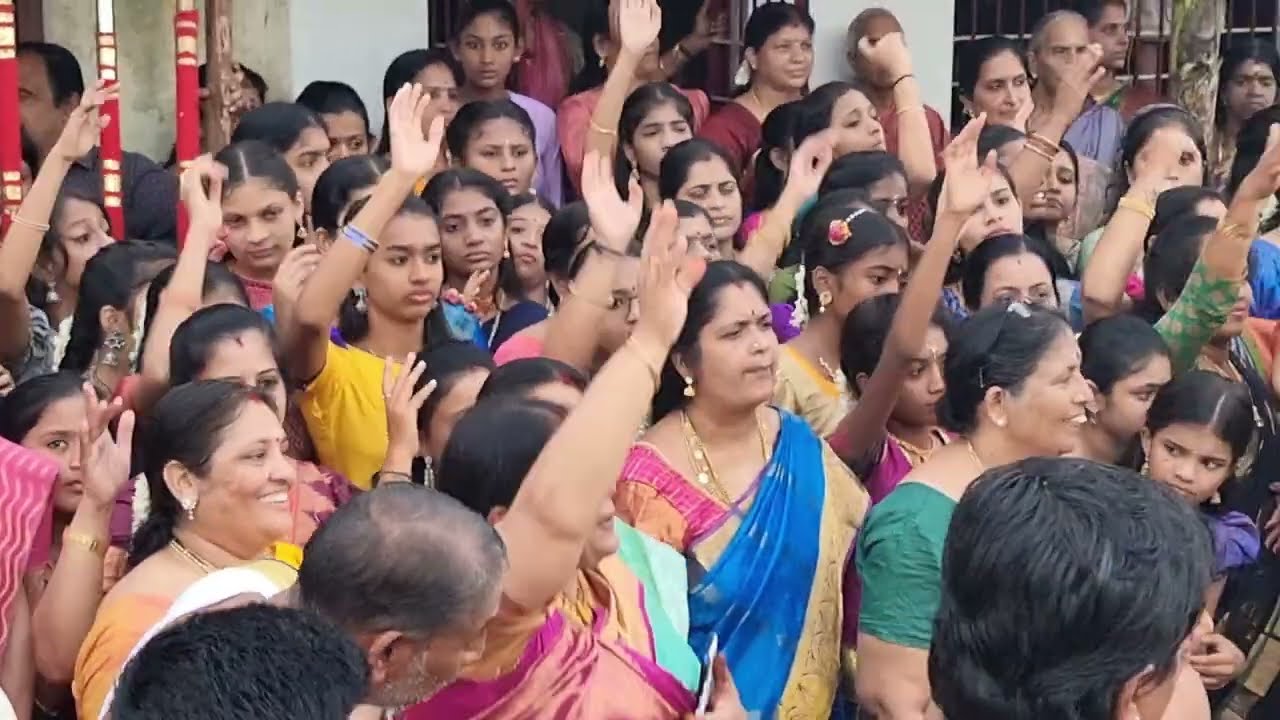 Kodunthirapully Durgashtami 2022 how the people enjoy panchavadyam