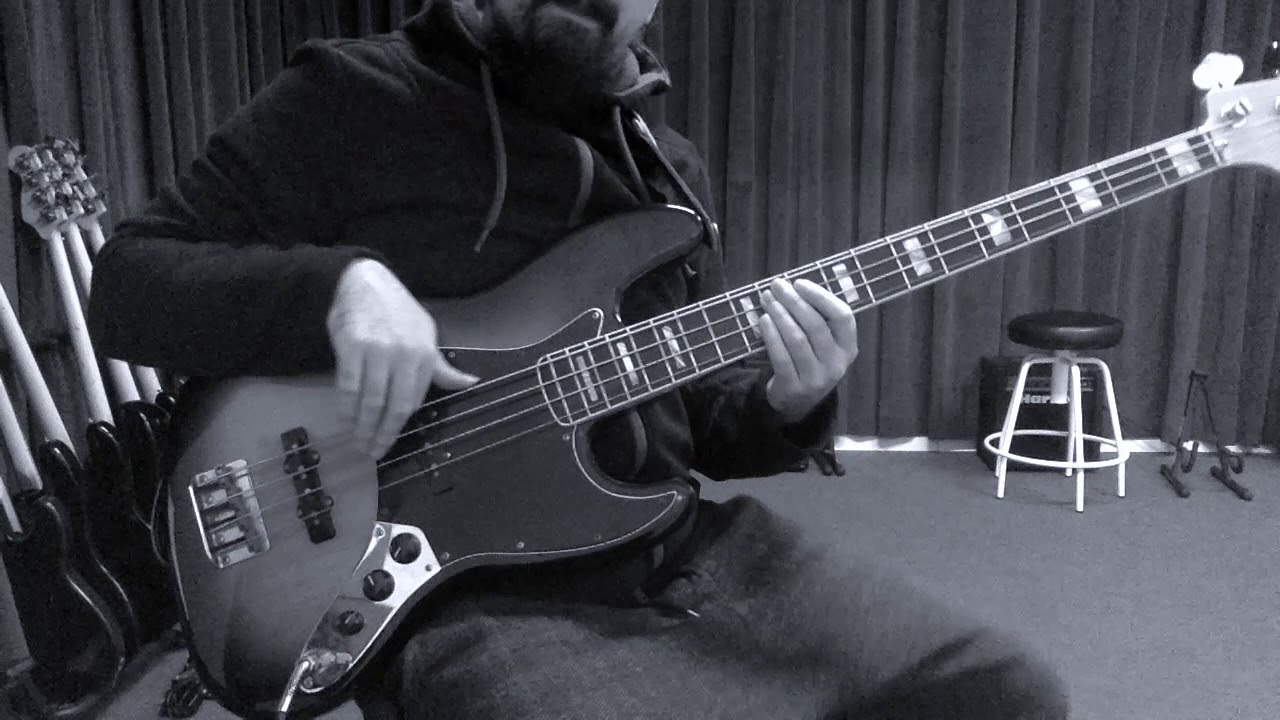 4 lunas - Vicente Amigo ( arr.bajo )