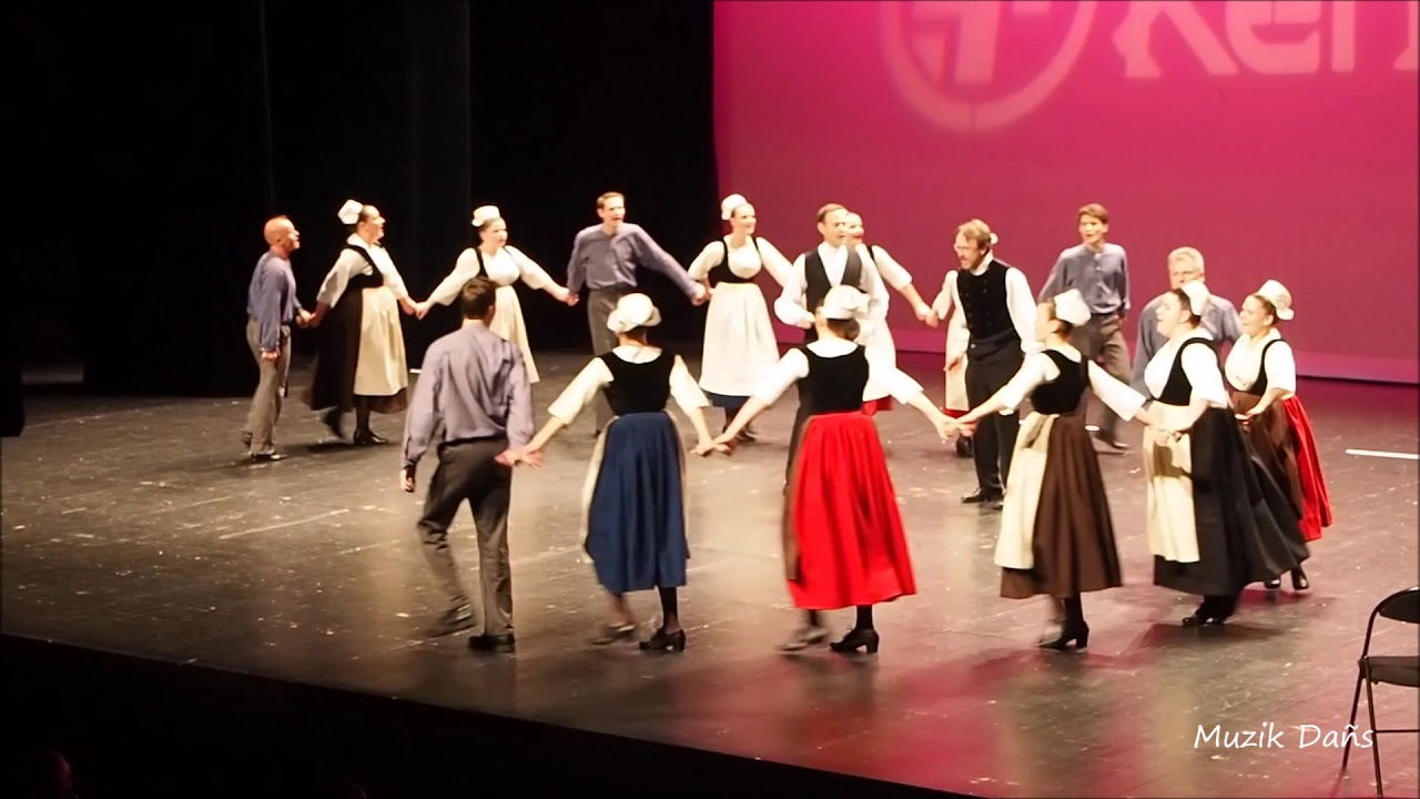 Kernevodez - Cercle de B&eacute;nodet au Tradideiz 2018