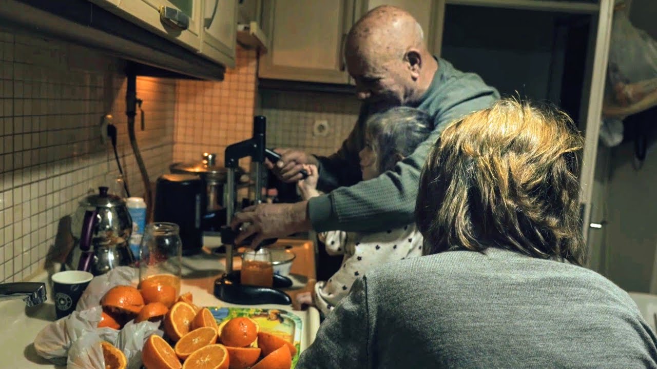 Torunlar Gelince Ev Şenlendi! (Portakal Suyu Mesaisi)