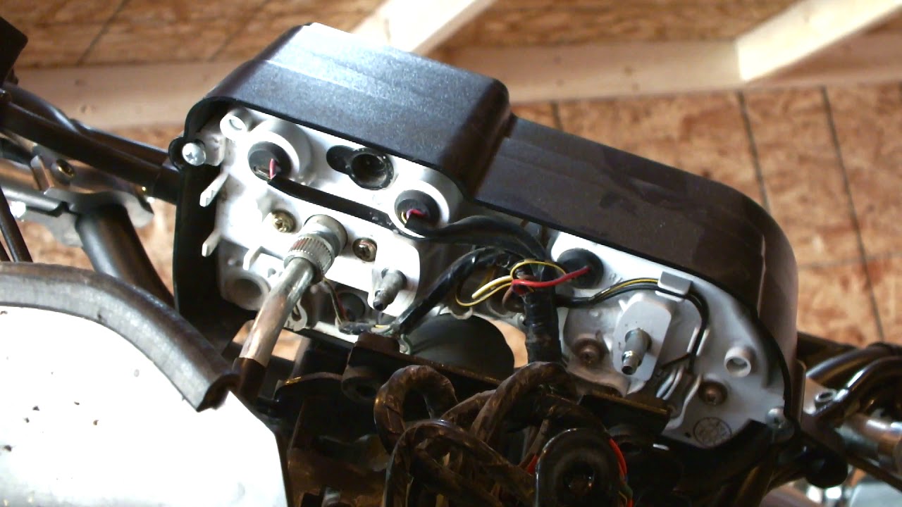 How to Remove  instrument Cluster Cover on Gen1 KLR 650