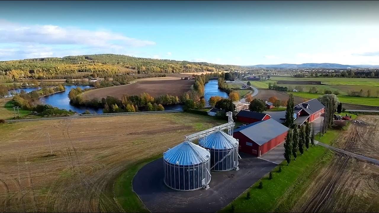 Sukup omrøringssiloer på Skarnes