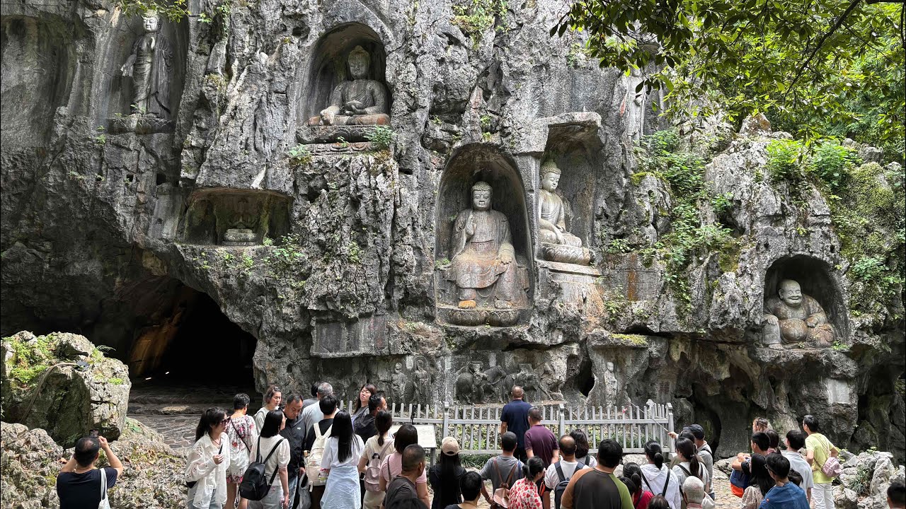 Walking Tour of Fei Lai Feng | Ancient Buddhist Grottos