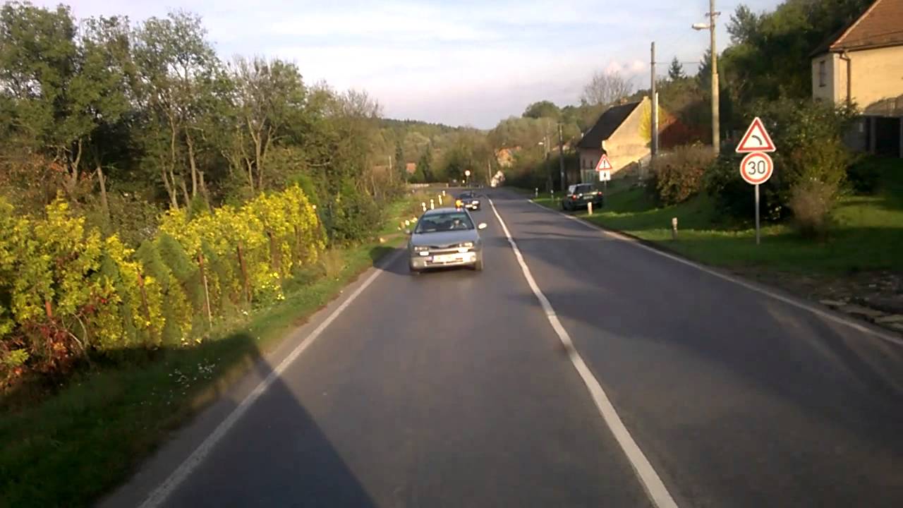 Svižn&aacute; j&iacute;zda autobusem Karosa C734