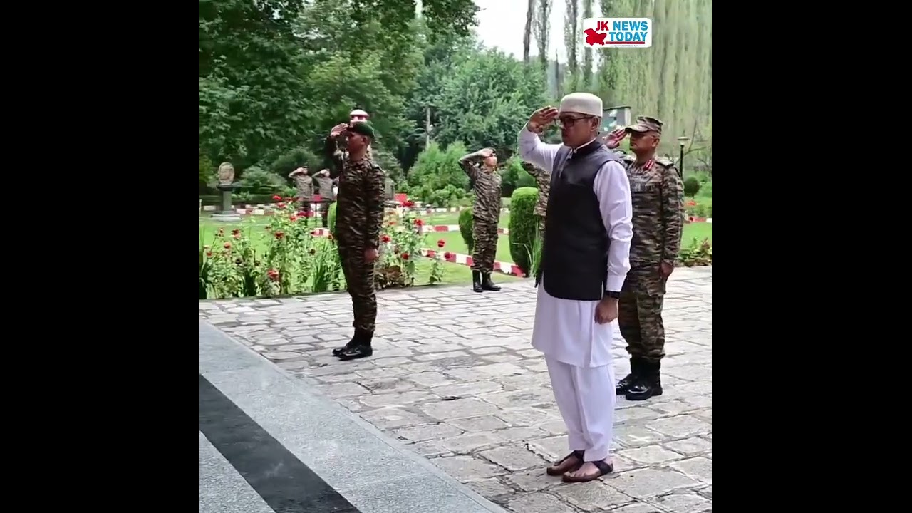 J-K CM Omar Abdullah pays tribute to soldiers killed in Kulgam encounter | JK News Today