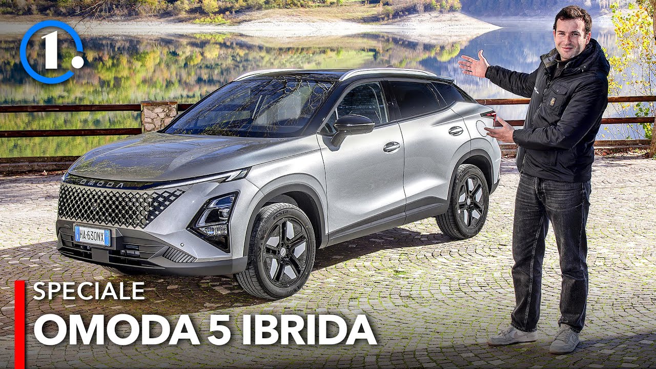 CONSUMA POCO, si guida bene e COSTA... 💰 Omoda 5 ibrida (2025)