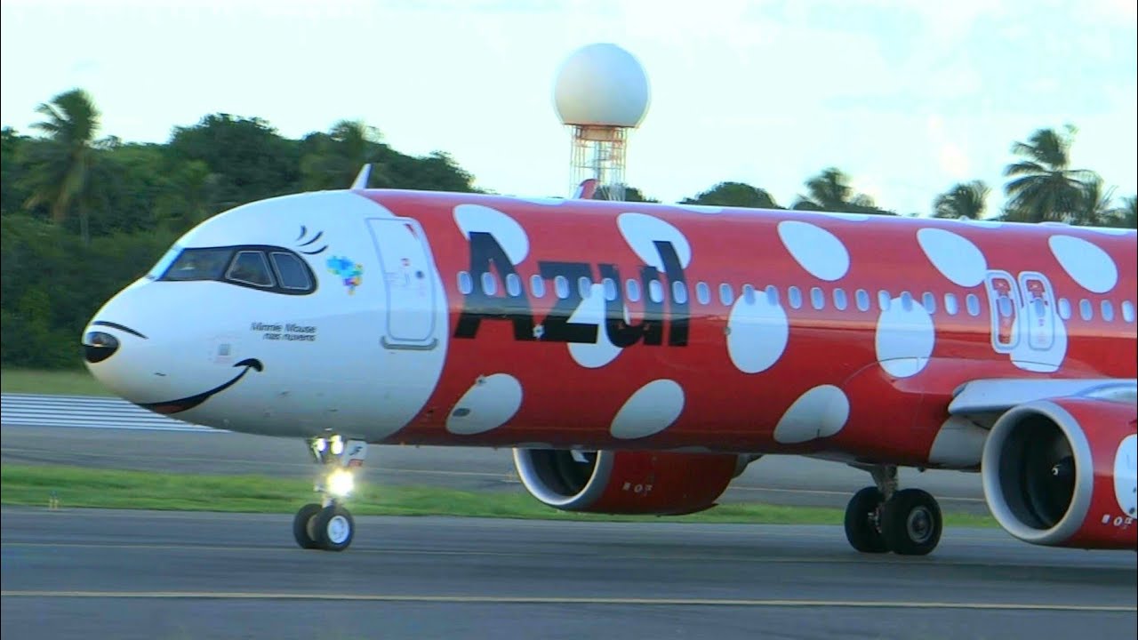 Primeiro pouso Do avião da Minnie Mouse em Salvador ✔