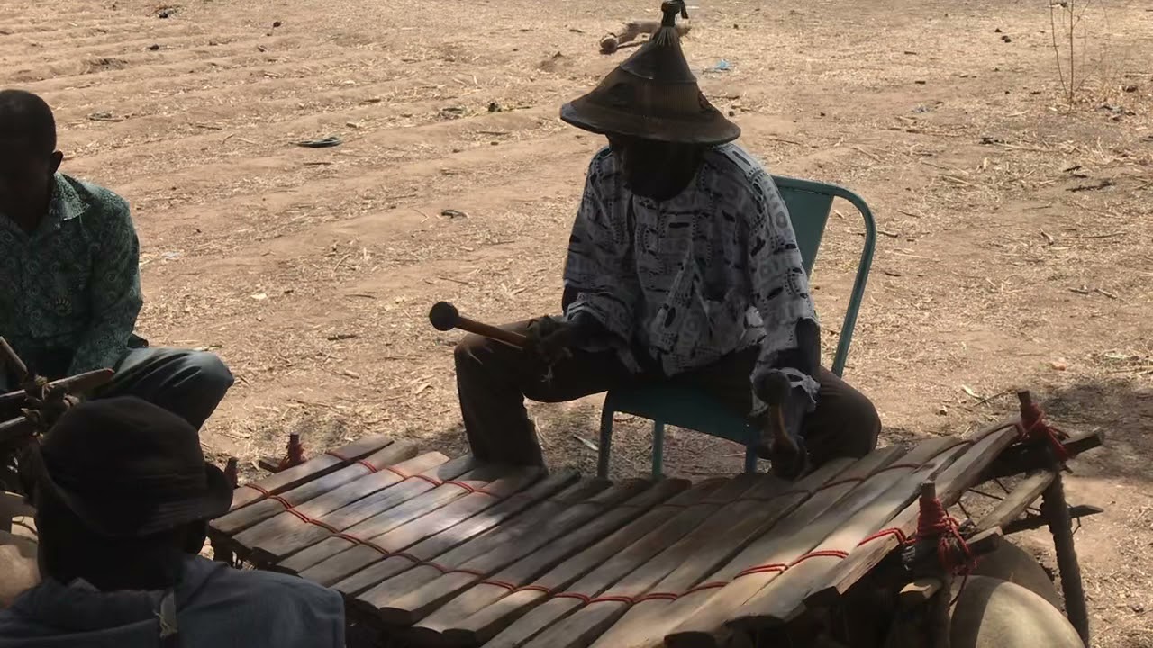 Funérailles Dagara: Tewbèka de Bouara