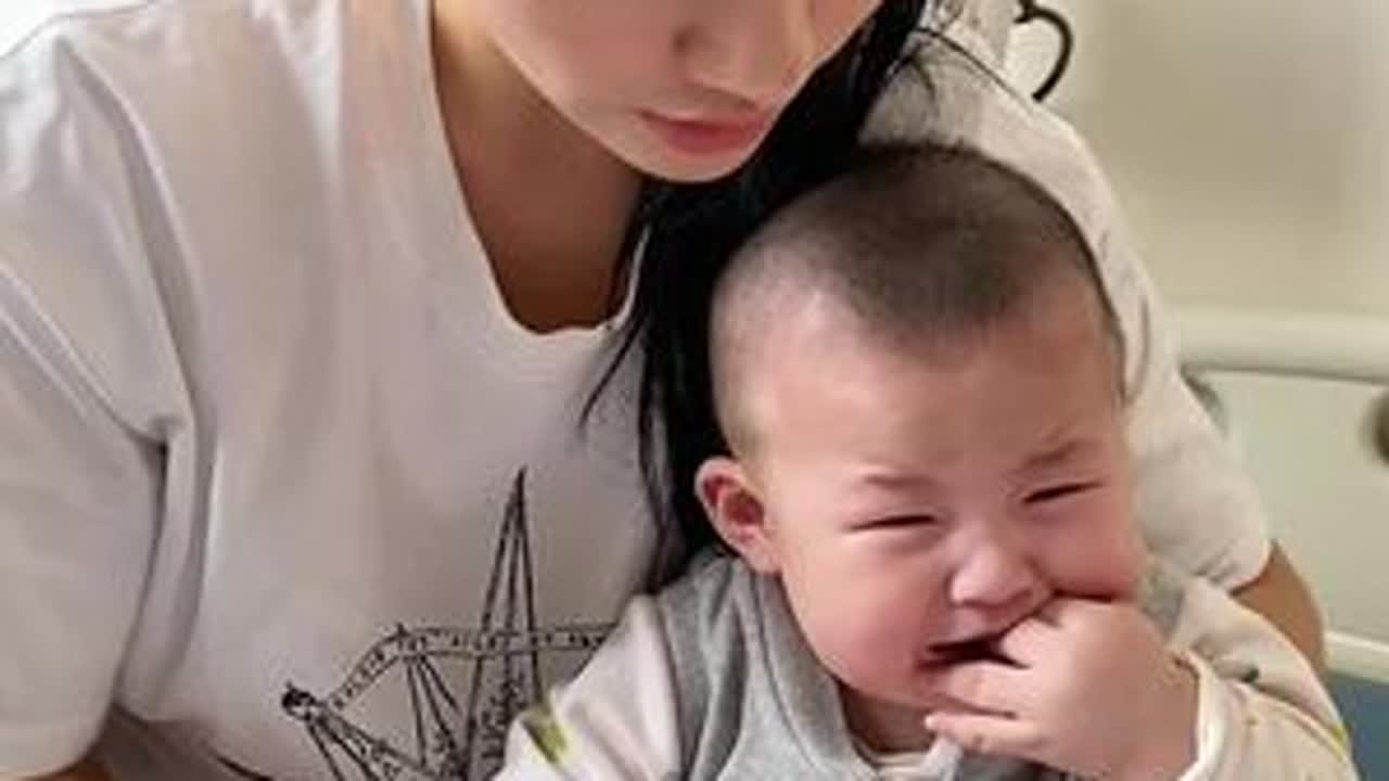 #家庭日常 宝宝一生病 全家的心都跟着他牵绊着