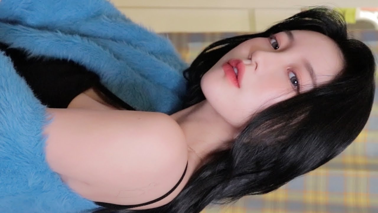 고급미 낭낭✨여쿨이 하는 겨울 메이크업💙 | 소윤Soyoon