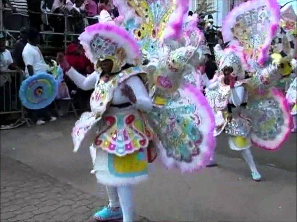 SAXONS SUPERSTARS BOXING DAY 2004