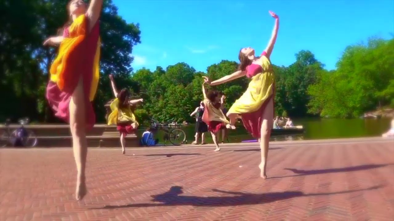 Dances We Dance Performing Ensemble - Gracieux & Feathers (Isadora Duncan)