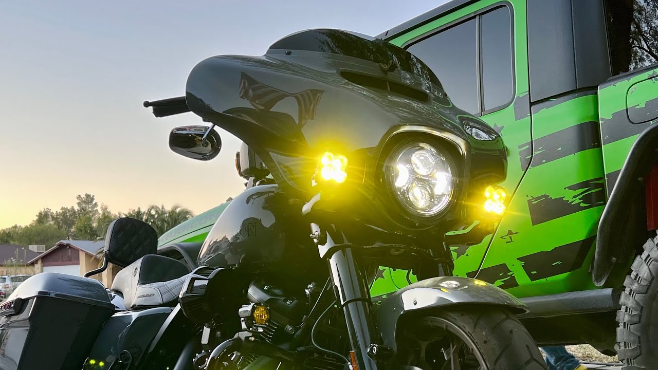 Harley Davidson Streetglide ST with Baja Design Squadron Sports