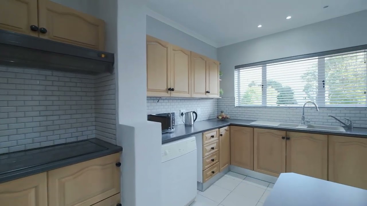 3 Bedroom House for Sale in Sunridge Park, Port Elizabeth.