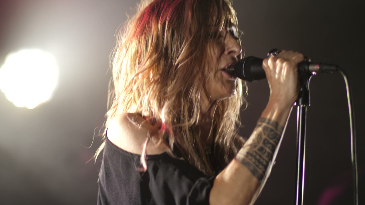 Véronique Gayot - Wicked-Shot (Official)