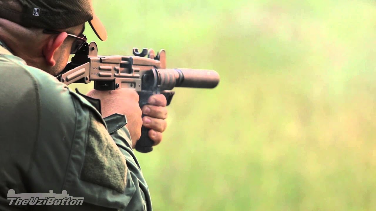 Silenced 9mm Uzi Full Auto Machinegun