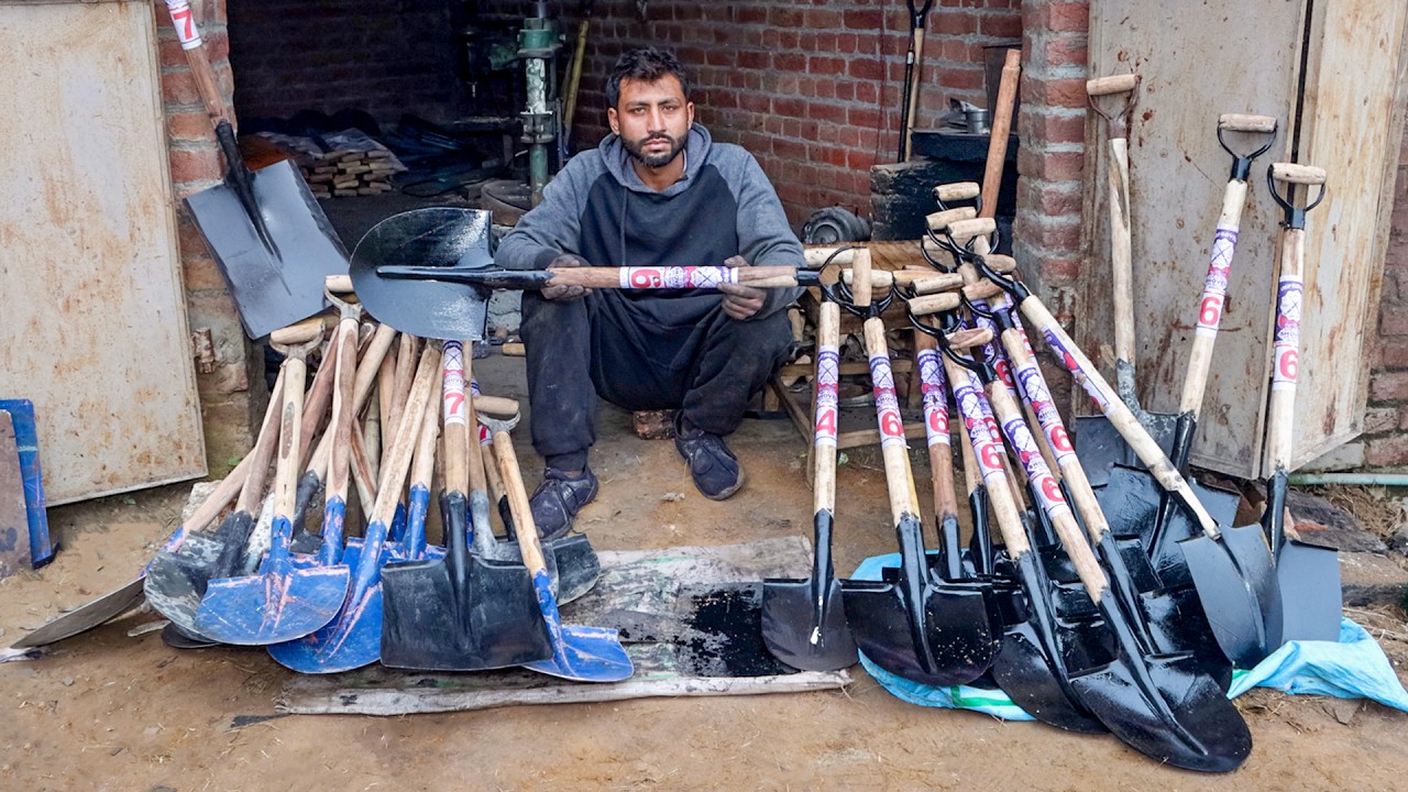 Process of Making Strongest Garden Shovel | Mass Production Factory Process