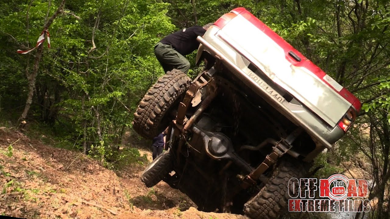 Mitsubishi l200 extreme off road obstacles
