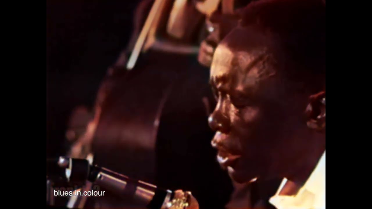 John Lee Hooker - 'Serves Me Right To Suffer' live [Colourised] 1969