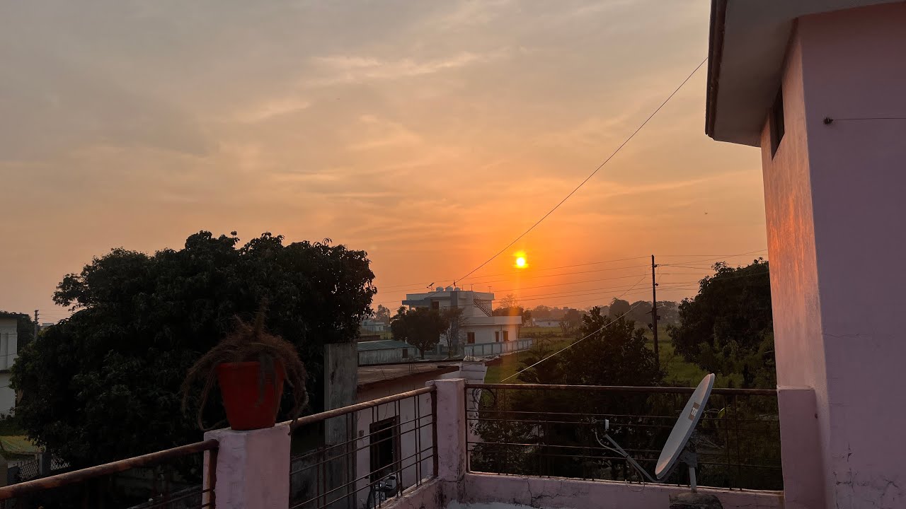 शोर थम गया, महफ़िल खत्म हुई... अब फिर वही रोज़मर्रा की भागदौड़। ✨