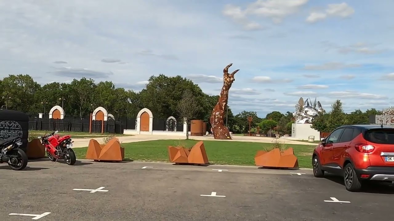 Visite du site du HELLFEST apr&egrave;s l''&eacute;tang de la Chausseli&egrave;re en Vend&eacute;e