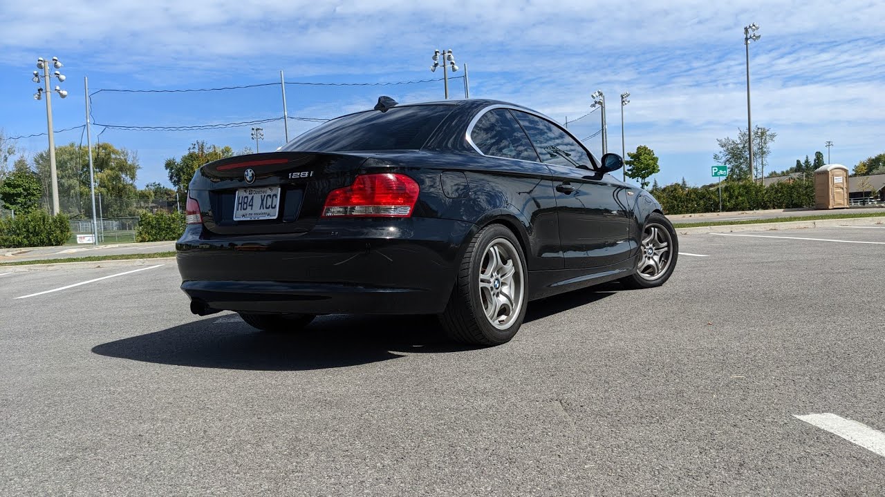 The Underrated BMW? - BMW 128i Review
