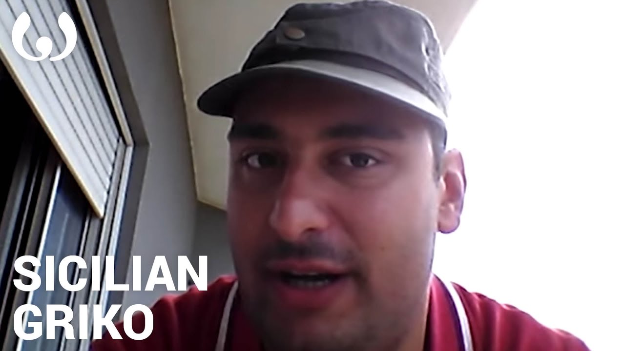 WIKITONGUES: Giuseppe speaking Sicilian and Griko