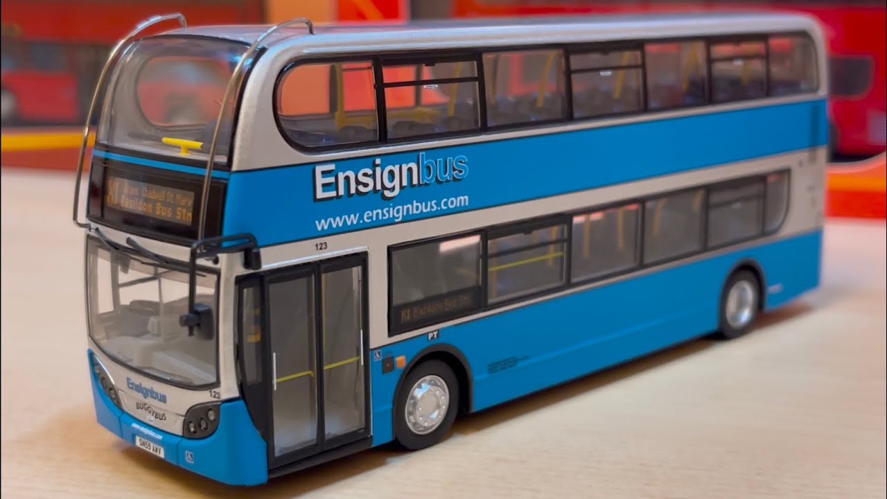 Обзор модели автобуса Ensignbus Enviro400 в масштабе 1:76 от Northcord Model Company (UKBUS 0073)