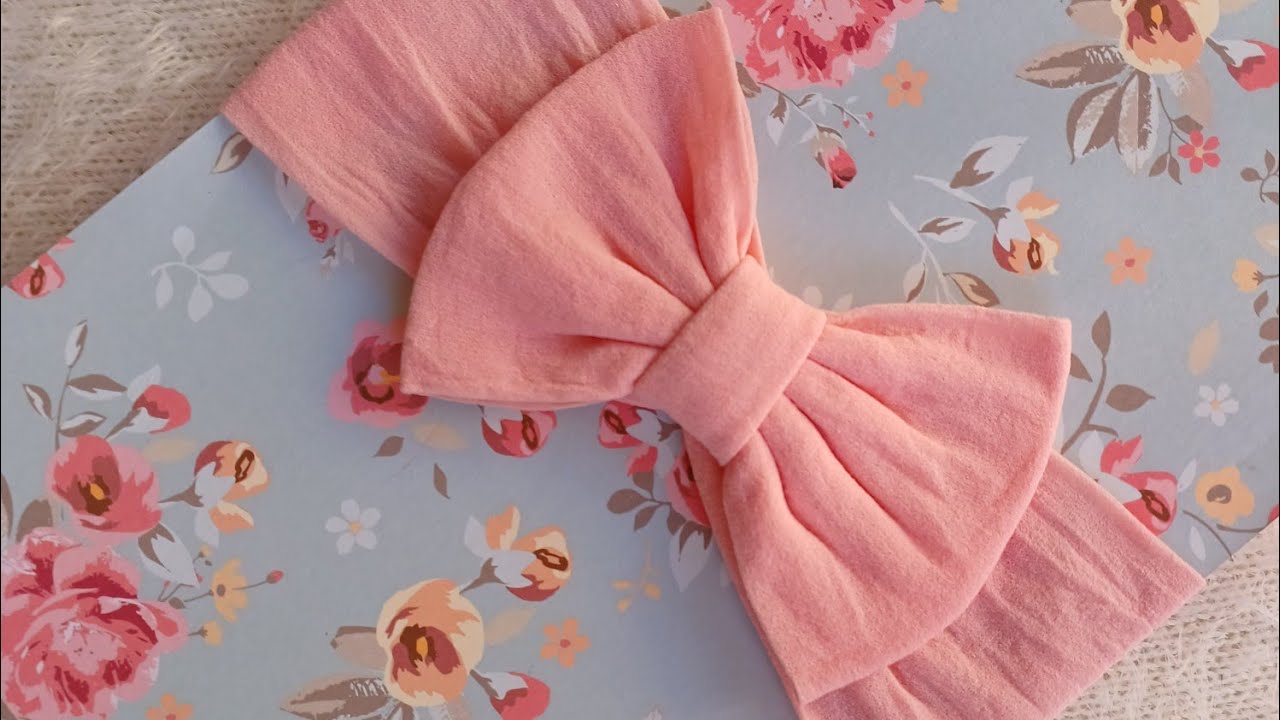 Faixa /turbante com laço de meia de seda
