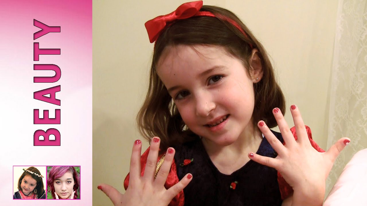 Princess Rosie Gets A Manicure