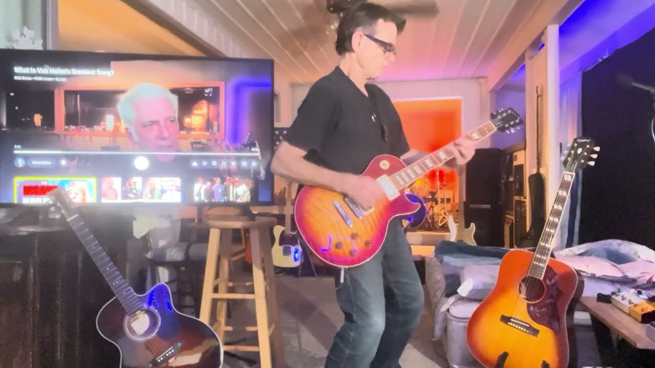 My riffs, my groove just jammin’￼ Les Paul