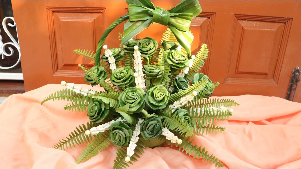 กระเช้ากุหลาบใบเตย เก๋ไก๋