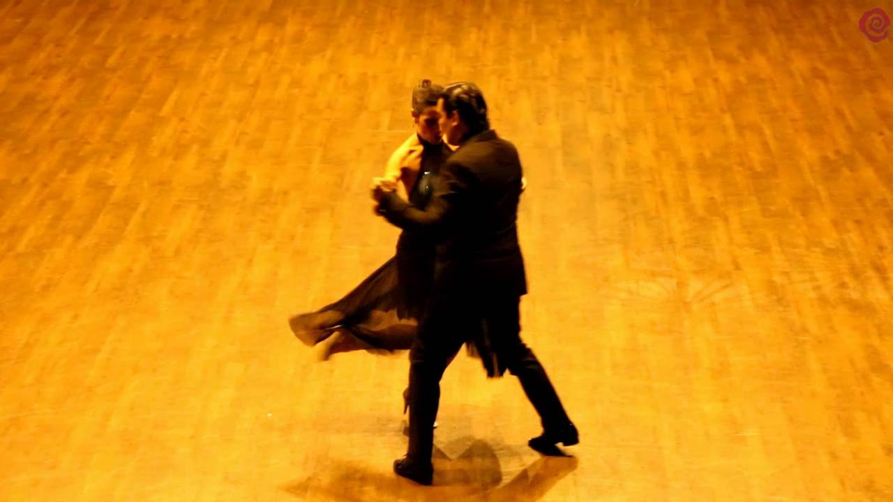 Alejandro Aquino y Natalia Hills, 2015 White Nights tango festival