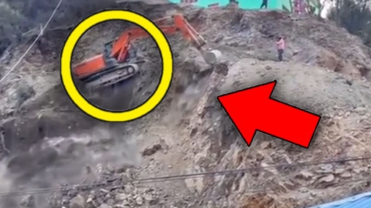 Dangerous Idiots Bulldozer & Excavator Fails | Extreme Idiots At Work #1