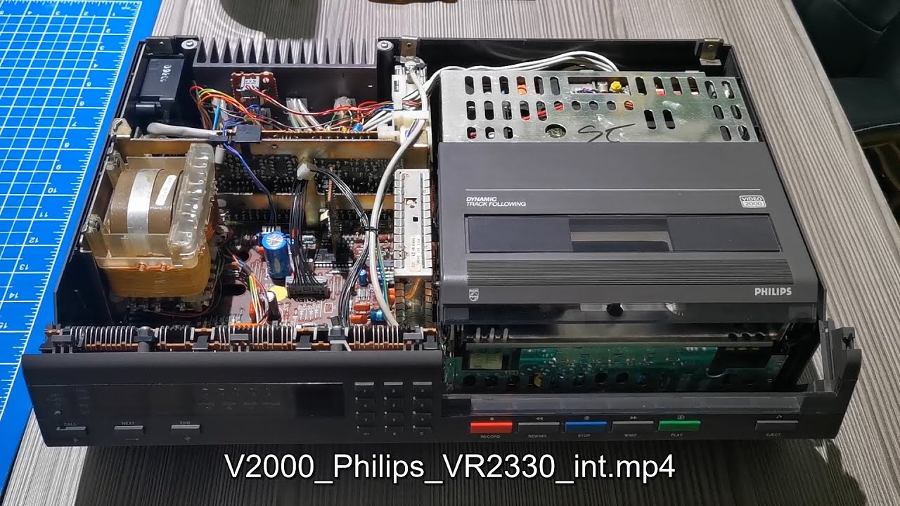 V2000 Philips VR2330 internal
