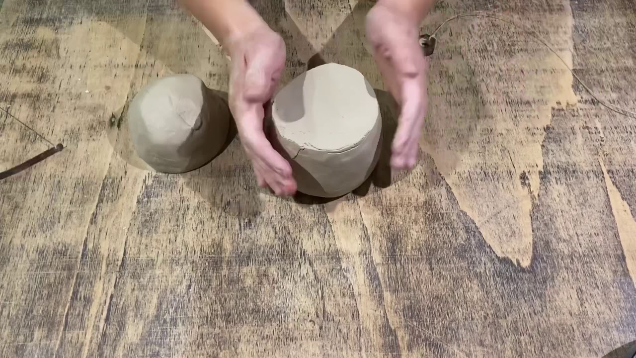 Pinching a teacup Il pizzicato - Modellare una tazza