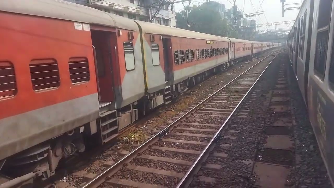 Konark Super Fast Express l Mumbai to Bhuvneshwar 