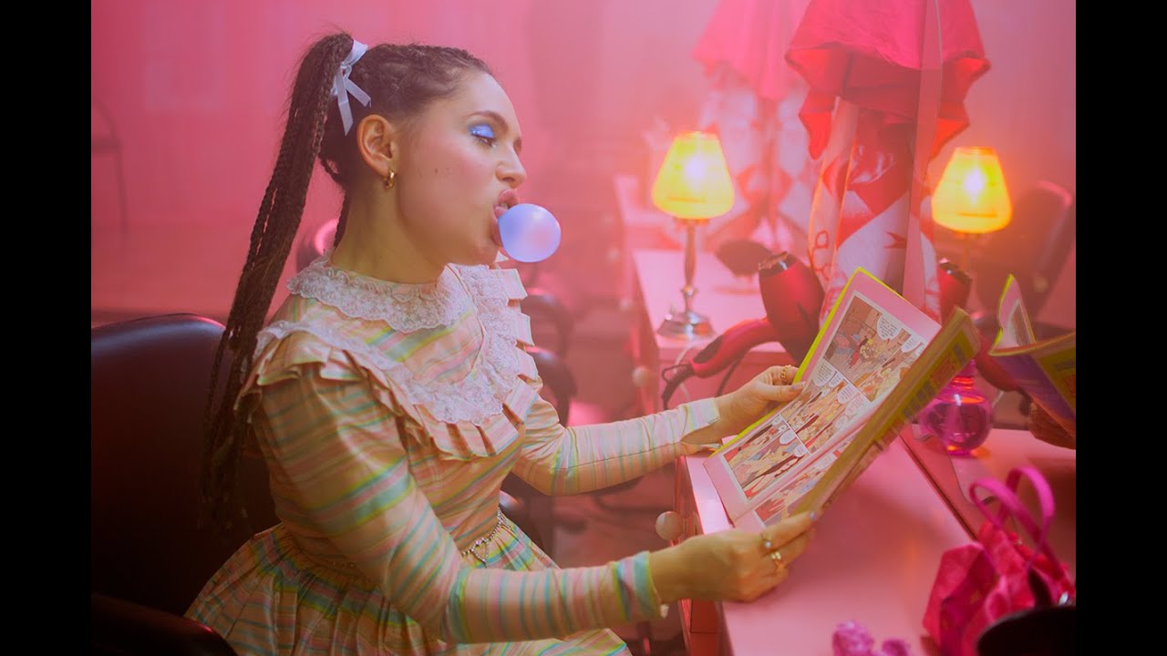 💈💎 SIMONA • PERREO Y LLORO (Video Oficial) 🔫🐶