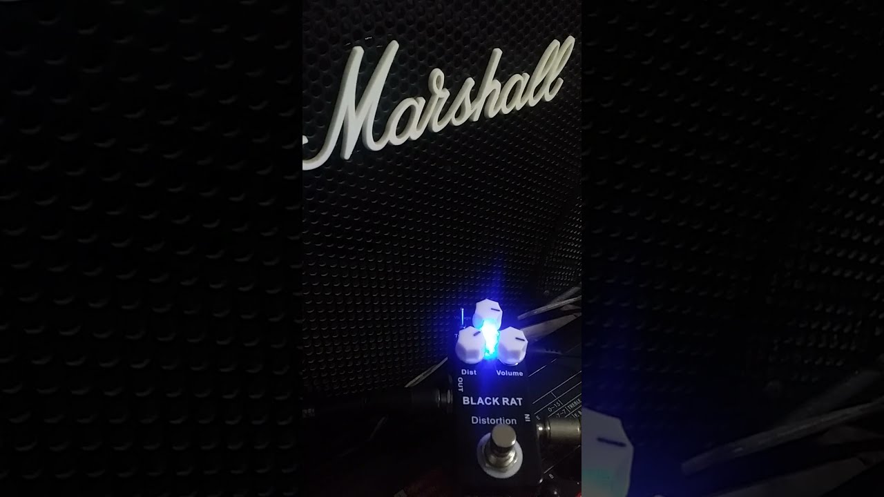 Mosky Black Rat on Vintage Mode the analog copy of Proco RAT with LM308 OP Amp at Marshall MB60