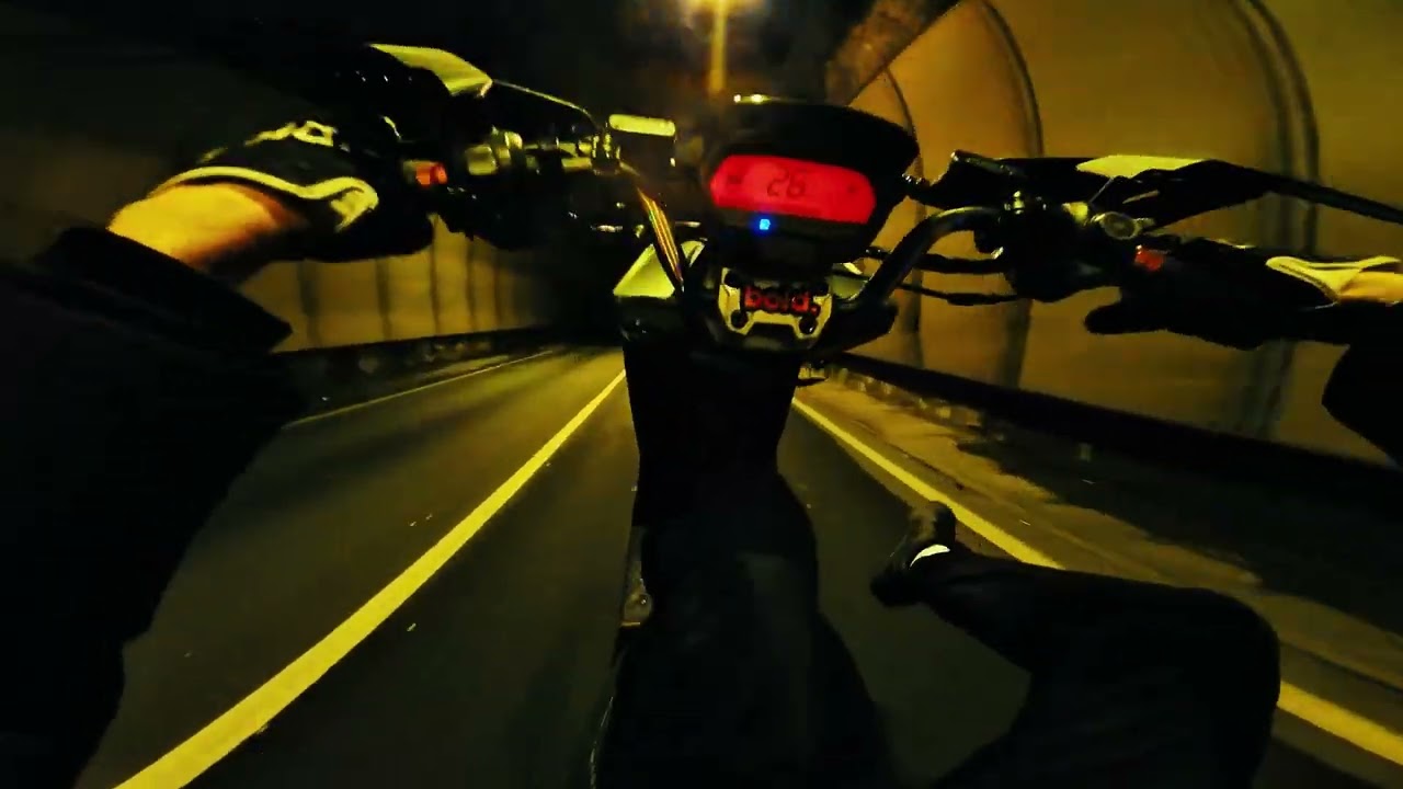 CHILL night Moto blog