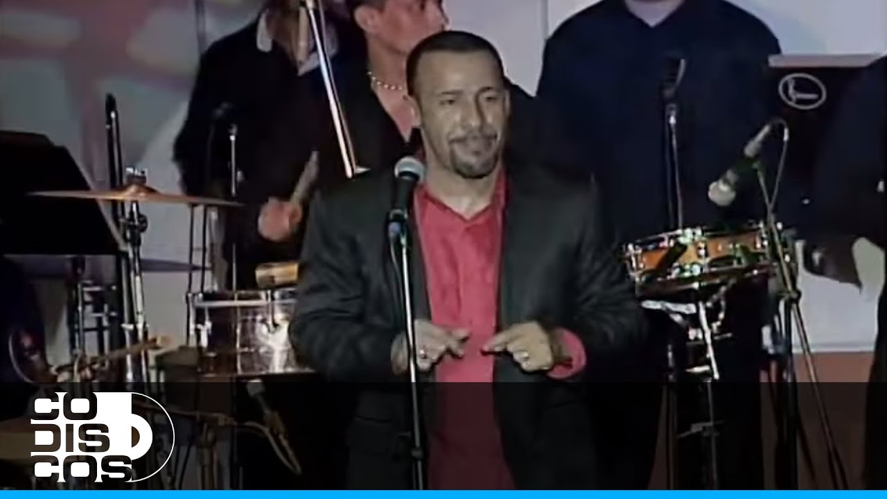 Una Chica Como T&uacute;, Luisito Carri&oacute;n - En Vivo
