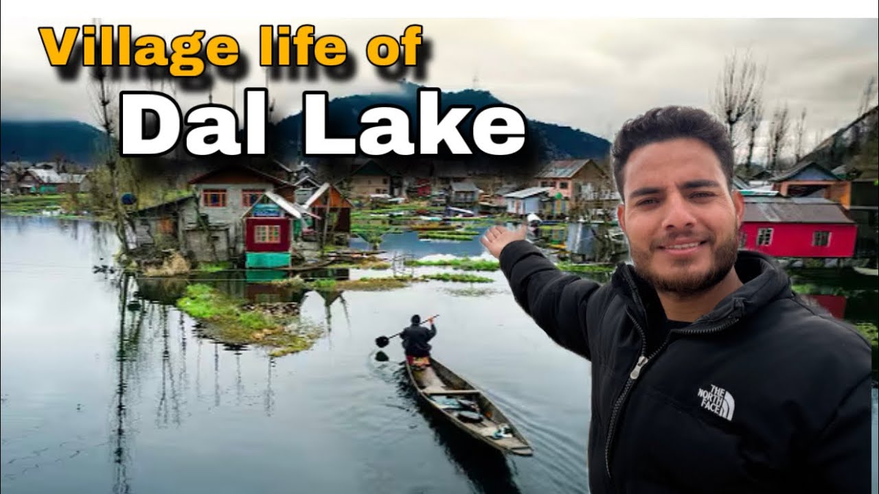 village life of ￼Dal lake Kashmir 