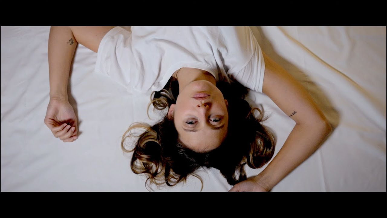 BEA MAKK - YOU DRIVE ME CRAZY (OFFICIAL VIDEO)