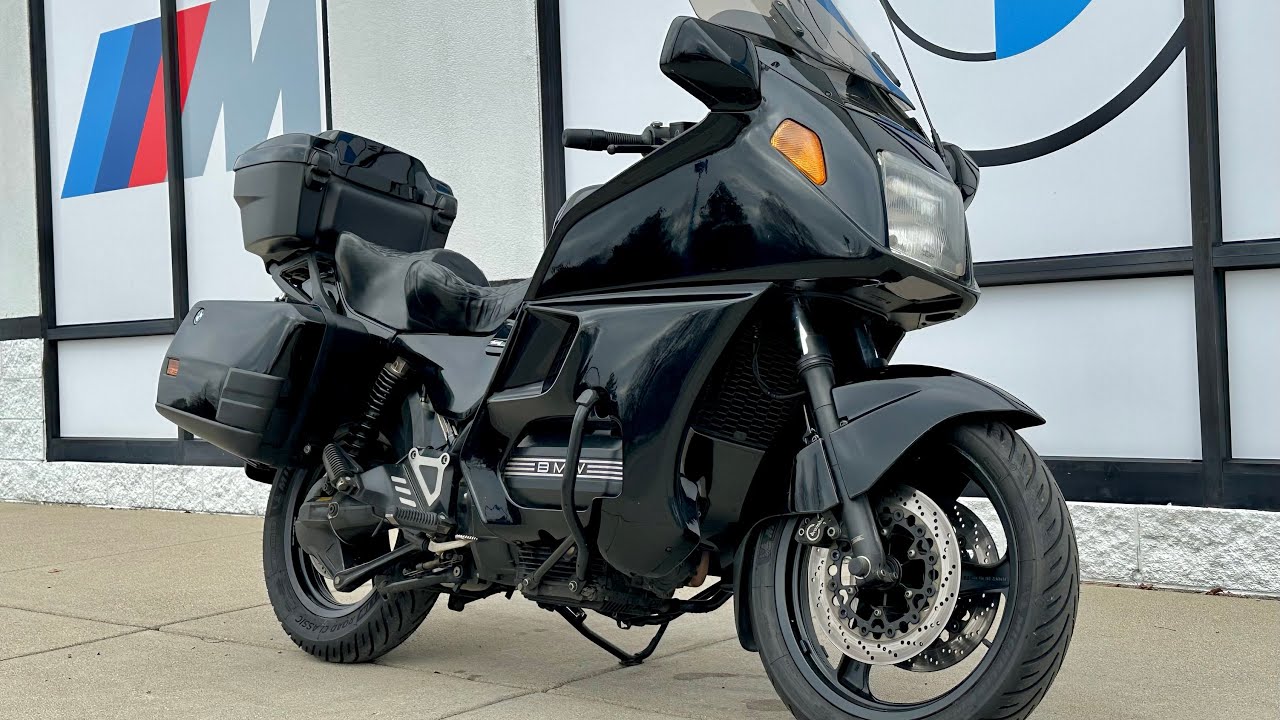 Walk Around of a 1997 BMW K 1100 LT