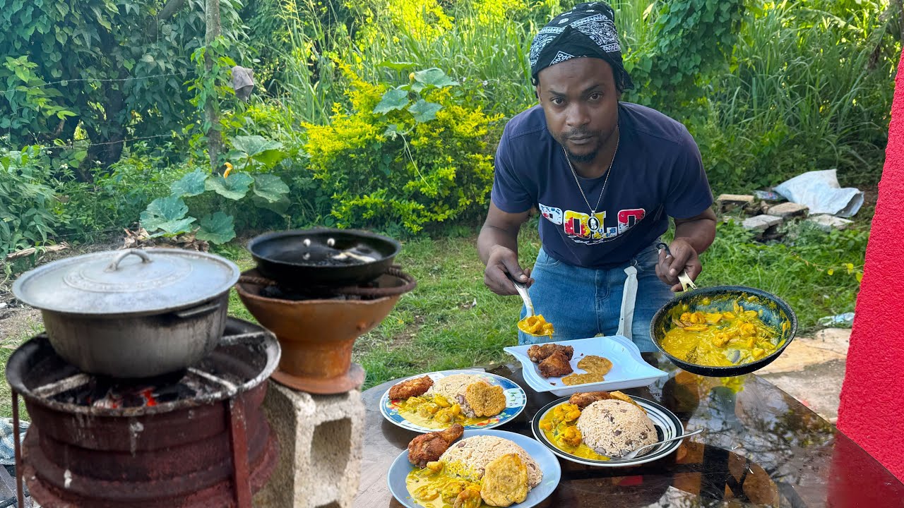 Jamaican Outdoor Cooking || Curry Shrimp, Fried Chicken, Been Rice, Yard For Dinner Man Style 