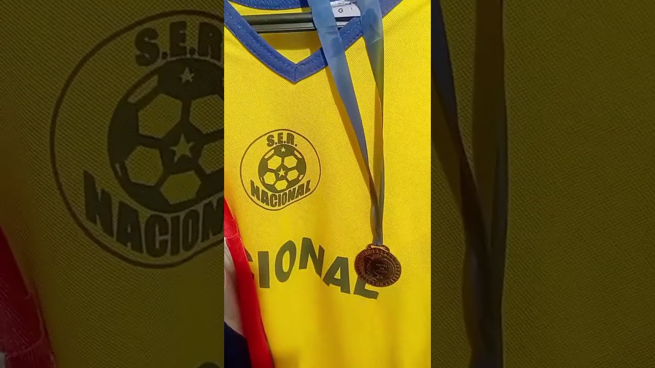 Amostra de camisas dos times campeões de CP 