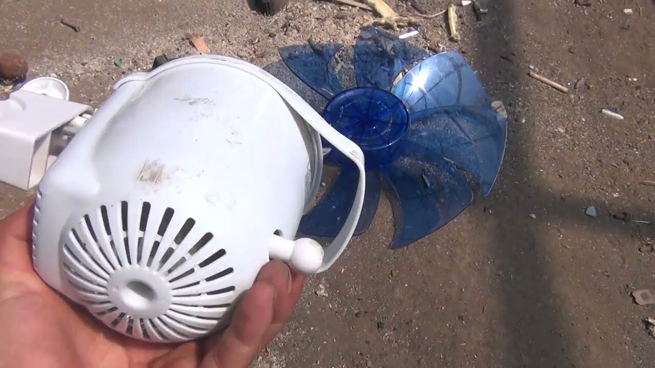 扇風機雑品屑のリサイクルの方法や仕方 モーター屑と家電雑品屑に分けるだけです この解体や分解方法だと廃プラのゴミが出ません 究極にエコ(嘘) 丸投げ商法です スクラップのお話