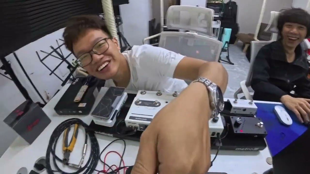 Unboxing my Drop pedal (black drop)